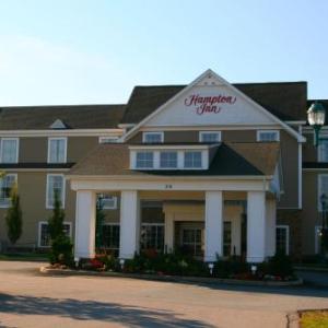 Hotels near Meade Stadium - Hampton Inn By Hilton South Kingstown - Newport Area