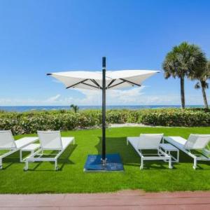 Casey Key Resorts - Beachfront