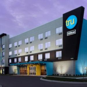 Tru by Hilton Louisville East