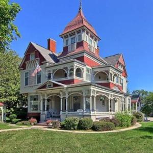 Grand Victorian B&B Inn