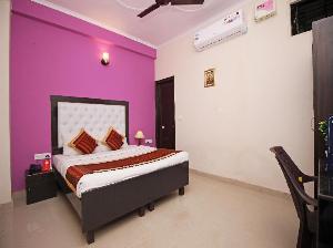 OYO 9338 Hotel InTown, Noida