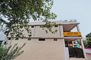 SPOT ON 37467 Shivram Hotel, Jabalpur