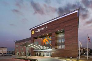 La Quinta Inn & Suites DFW West-Glade-Parks, Euless