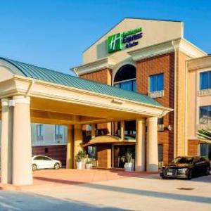 Holiday Inn Express Hotel & Suites Waller