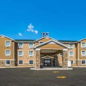 Cobblestone Hotel & Suites Denmark - Green Bay