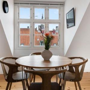 Saint - Nice 1-Bdr Apt by the Canals