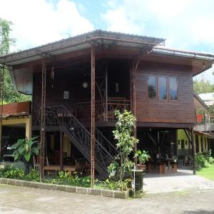 Hotel O Puri Adem 86 Syariah BunkbedNearMerapi Golf Club