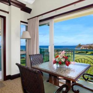 Waipouli Beach Resort Penthouse Royal Ocean & Beach View Condo! Pool and Central AC !