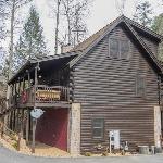 ER258- Sweet Memories Great location- Close to town cabin Pigeon Forge