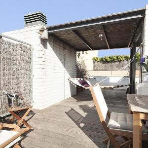 Private Terrace Penthouse that Accommodates 6 Pax