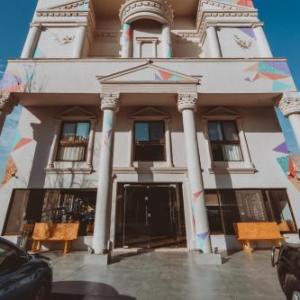 Nomads Hotel