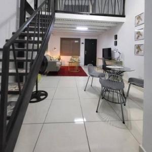 Apartamento #6 cómodo Tranquilo Elegante cerca de la estación del metro de la cincuentenario