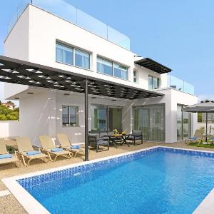 Villa Napa Blu