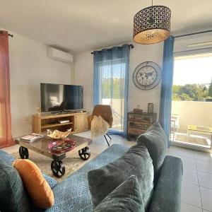 Bright apartment with balcony
