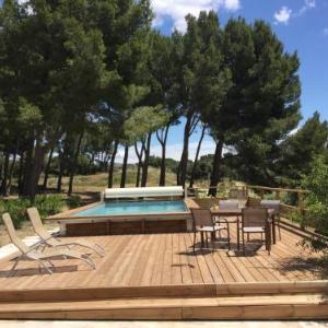 Ferme provençale traditionnelle avec piscine privée dans un site naturel exceptionnel en campagne de Maussane les Alpilles 8 personnes LS1-314 MARCA