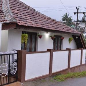 Agasthya Homestay - With Kitchenette