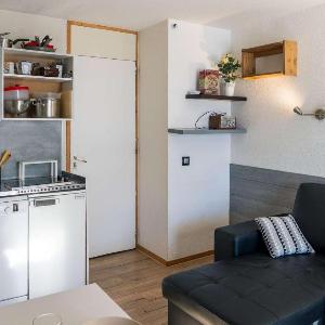 Appartement rénové Val Thorens - 5 pers balcon commerces au pied local à ski - FR-1-637-65