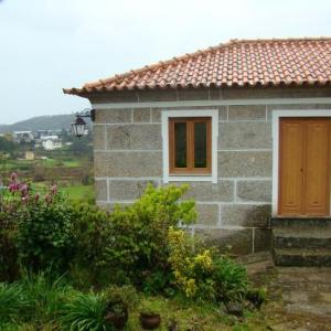 House with 3 bedrooms in Baiao with wonderful mountain view furnished garden and WiFi