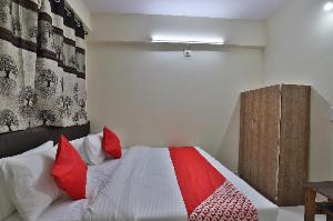 OYO Flagship 44953 Hotel Cadillac, Jamnagar
