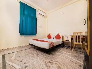 OYO Flagship 36832 Near Shatabdi Mall, Patna