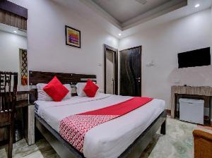 OYO 3512 Hotel Crystal Residency, Jamshedpur