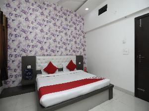 OYO 14584 Hotel Mangalam Inn, Bareilly