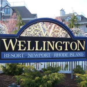 Fort Adams State Park Hotels - Wellington Resort