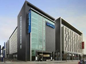 Travelodge Milton Keynes The Hub Hotel, Milton Keynes