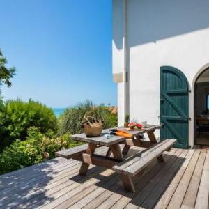 INDIGO KEYWEEK Seafront Villa with Outdoor Jacuzzi and Garden in Bidart