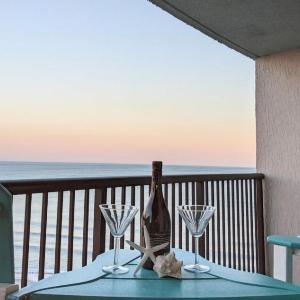 Oceanview Near Boardwalk Lazy River Pools