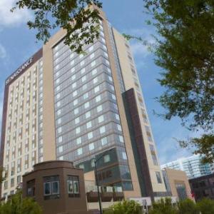 Renaissance by Marriott Atlanta Midtown Hotel