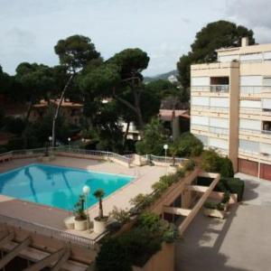 Appartement Hyères 3 pièces 4 personnes - FR-1-335-90