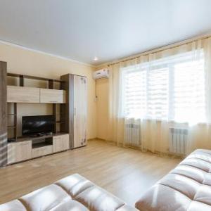 Apartments Lux Latysheva 3L