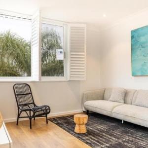 Chic apartment footsteps from Manly Beach