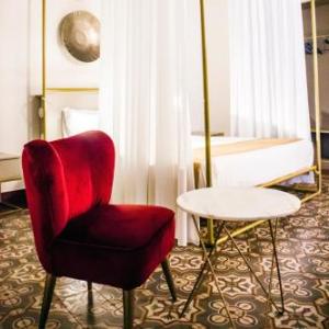 Scene Suites Apartments