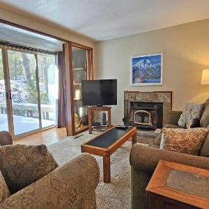 Mountain View Lodge 2