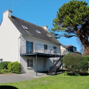 Holiday Home Les Pins - LOQ205