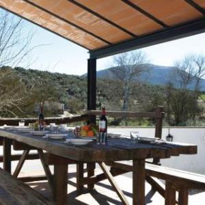 Nine-Bedroom Holiday Home in Villanueva del Trabuco