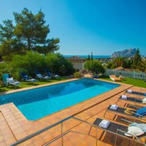 Villa Bernia by Abahana Villas