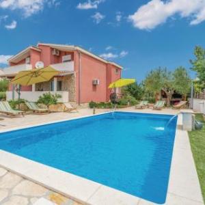 Awesome home in Kakma w/ Outdoor swimming pool WiFi and 4 Bedrooms