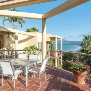 Hill Apartment No.6 - Stunning Coral Sea Views