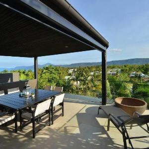 Hapuka - Luxury Villa with Stunning Views on Murphy St