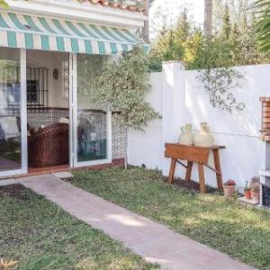 Three-Bedroom Holiday Home in Chiclana de la Fronter