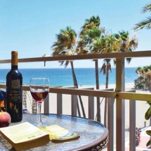 Amazing apartment in Estepona w/ WiFi and 3 Bedrooms