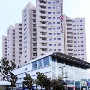 Avari Xpress Gulberg
