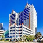 ** March Specials ** Beautiful Efficiency Condo in Ocean Front Building South Carolina