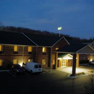 Mountain Inn & Suites Airport - Hendersonville