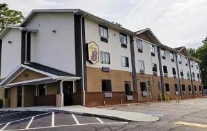 Super 8 by Wyndham Suffolk Tidewater, Suffolk