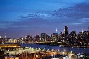 Ravel Hotel Trademark Collection by Wyndham, Long Island City