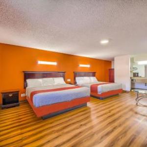 Hillcrest Inn & Suites Ozona